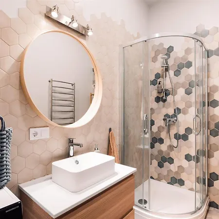 Apartment Harmony Apartment/9 Guests/ 4 Bedroom / Old Town *