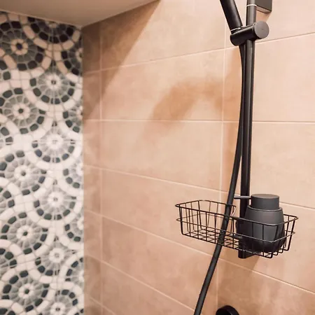 Apartment Harmony Apartment/9 Guests/ 4 Bedroom / Old Town Riga